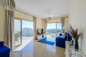 BnB Homes Ocean view Apartment with 3 spacious Terraces, 2 Swimming pools & Tennis court
